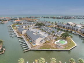Fisherman's Friend - Coastal Condo - Views Await